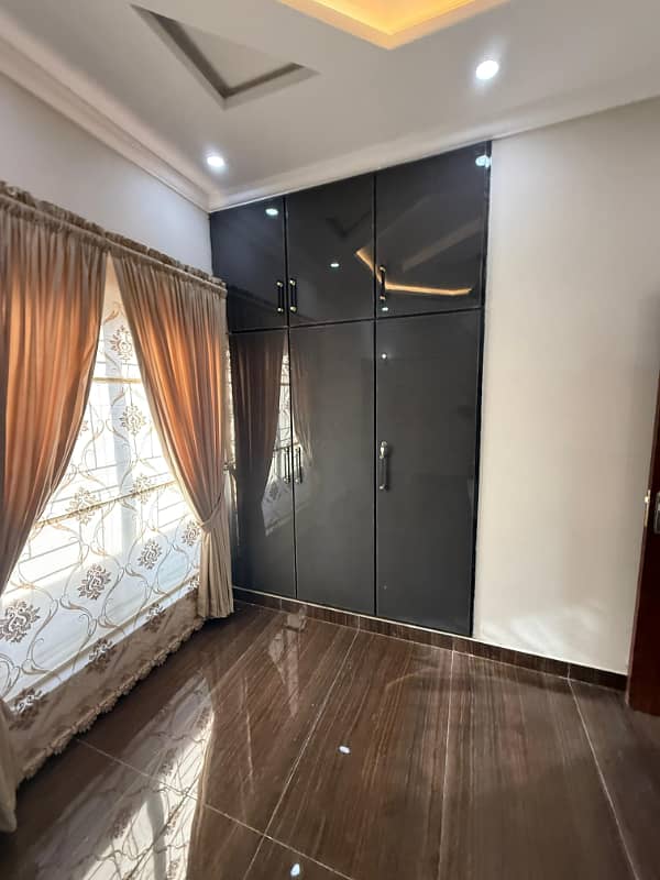 5 Marla Lavish House Available For Sale In Park View City Lahore 16