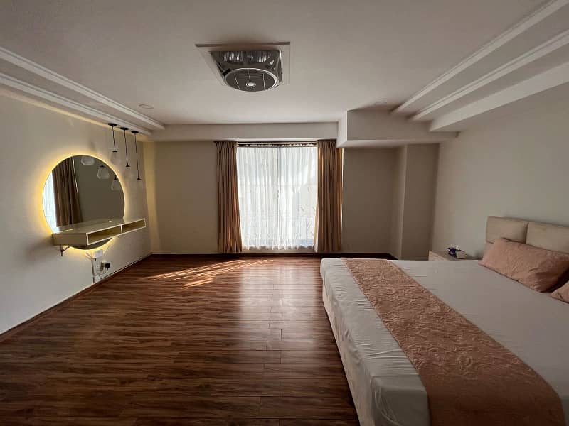 Furnished best location apartment 4
