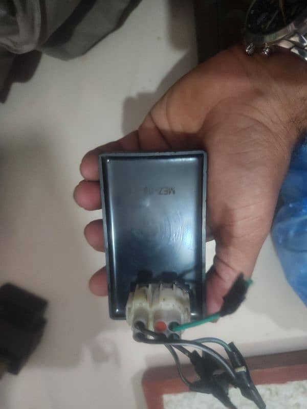 CDI UNIT Suzuki GS 150 2