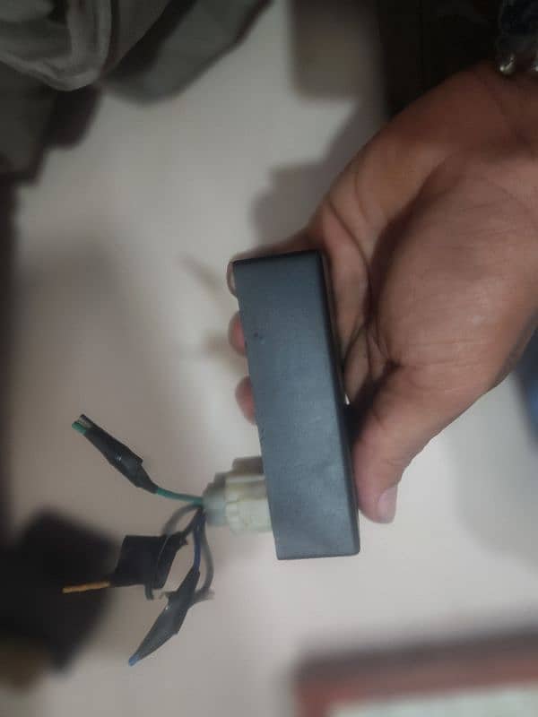 CDI UNIT Suzuki GS 150 3