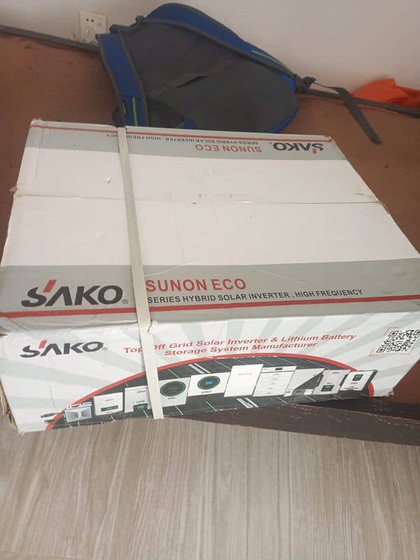 solar hybrid inverter 6.2kw on hole sale rate. 1