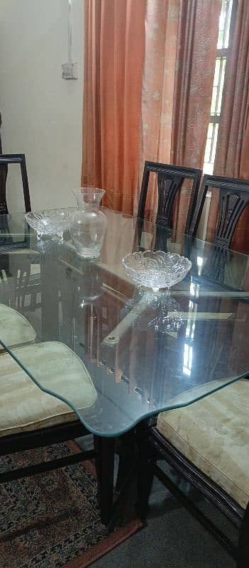 Dining Table 0