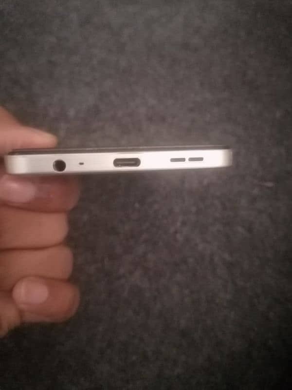 Itel S25 1