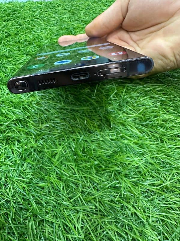 Samsung S22 Ultra 12/512 Non PTA 5