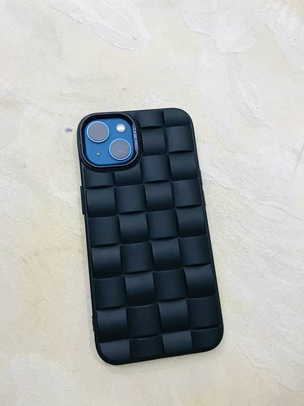 I phone 13 water pack 10/10  exchange possible Samsung z fold 3 0