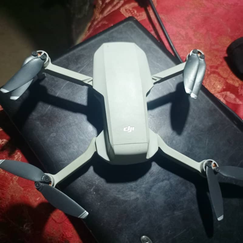 DJI Mavic Mini Drone 3