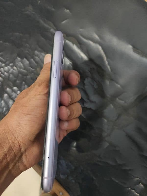 iPhone 11 Non PTA 1