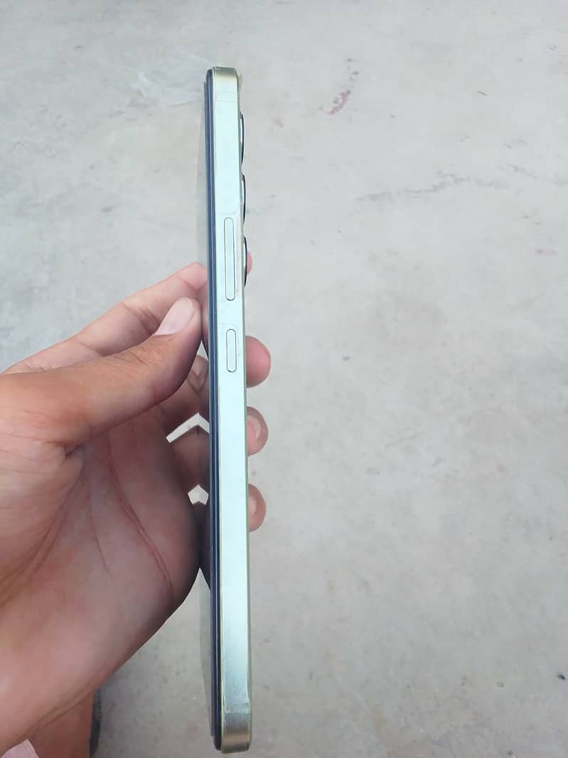 Vivo Y100 | 16GB RAM | Urgent Sale 4