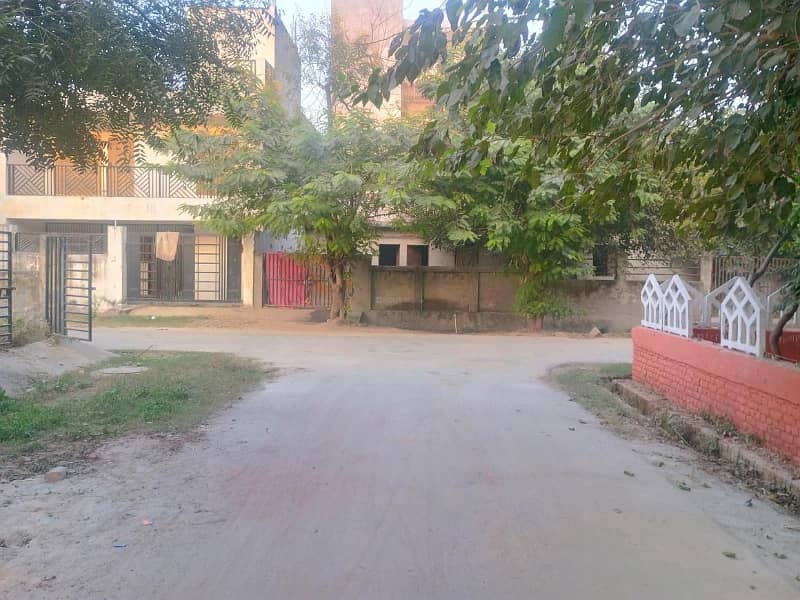 1 kanal residential plot for sale in Venus housing scheme 1