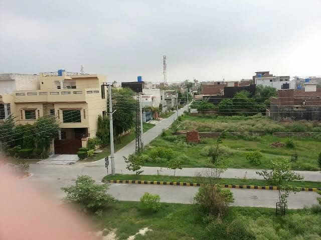 1 kanal residential plot for sale in Venus housing scheme 4