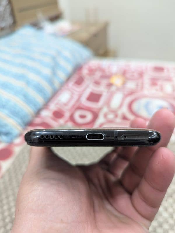 i sale my one plus because  i buy a new one 3