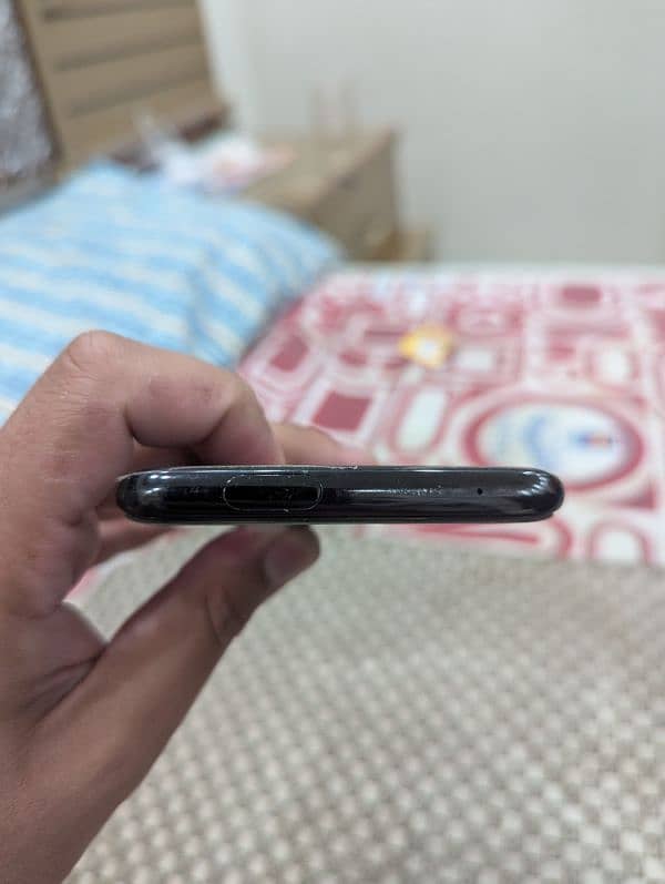 i sale my one plus because  i buy a new one 6