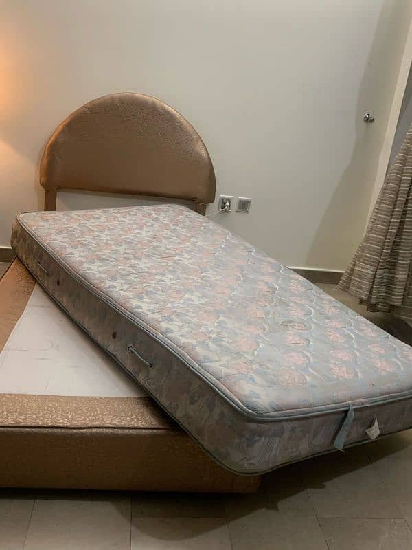 single bed 2