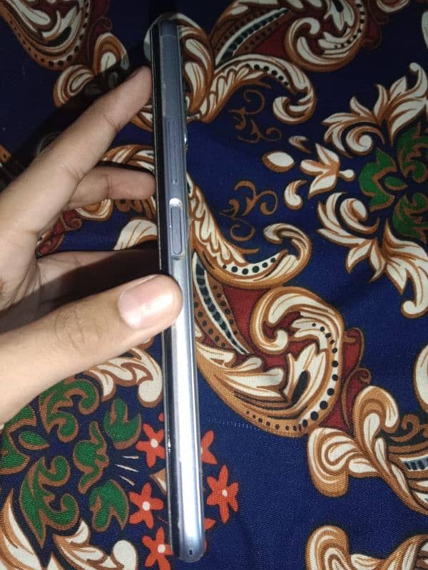 Vivo y20 phone 3