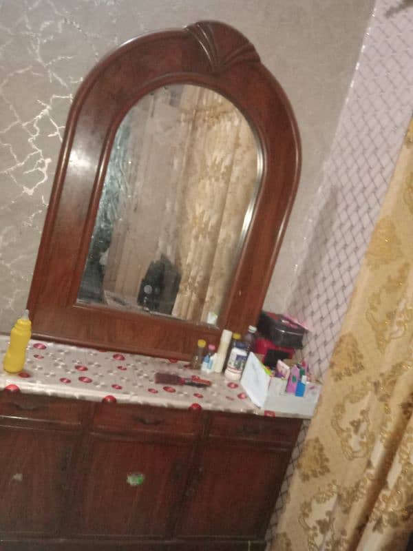 Dressing Table 1