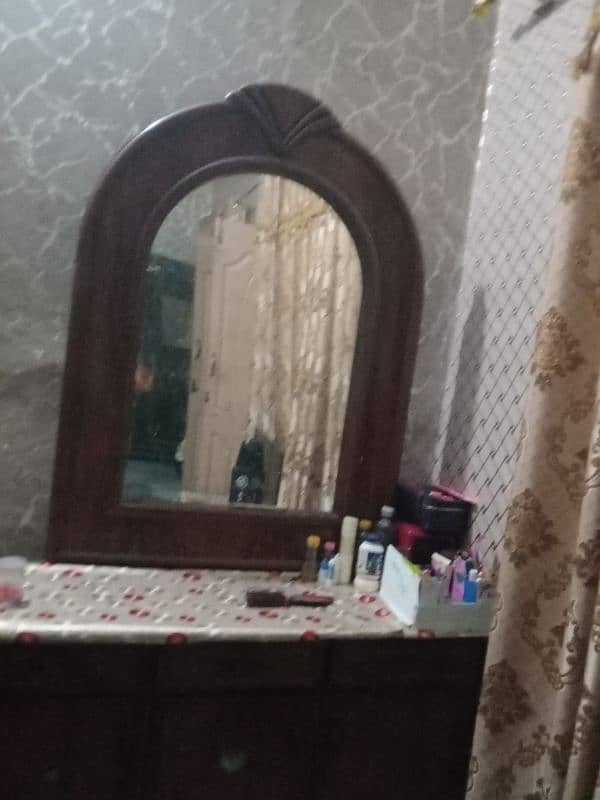 Dressing Table 2