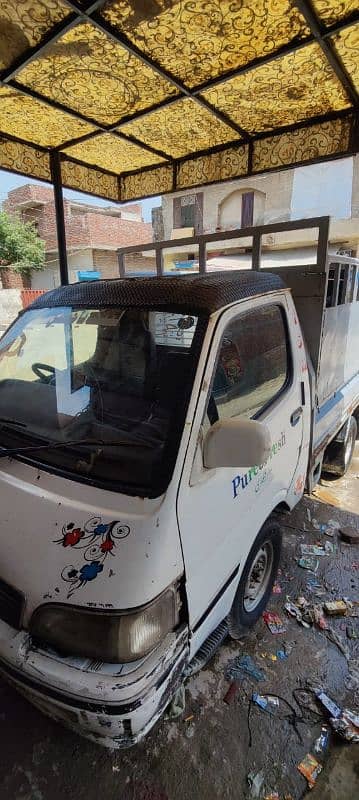 shazor dala  for sale (Toyota hiace converted) 5