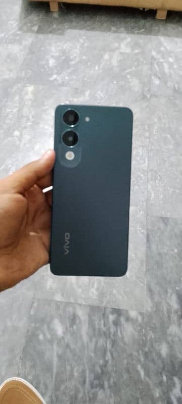 vivo y04 5