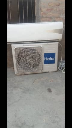 Non inverter . 1.5 ton