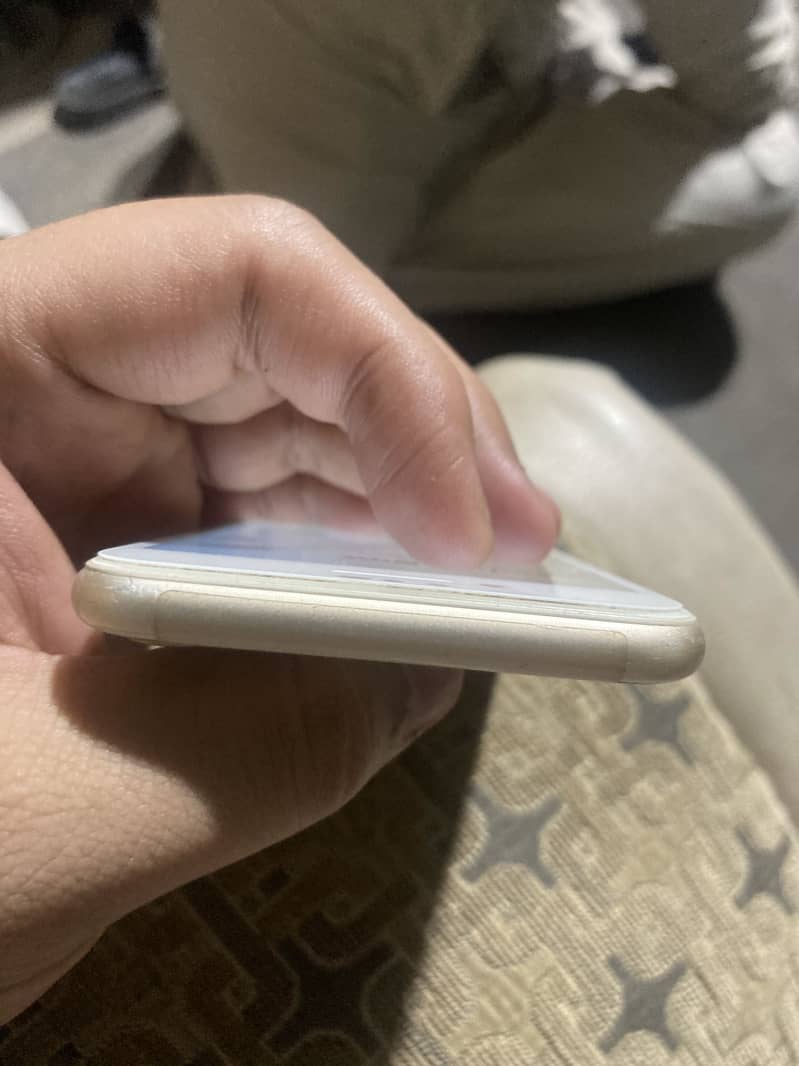 Iphone 7 128GB Official PTA Approved 1