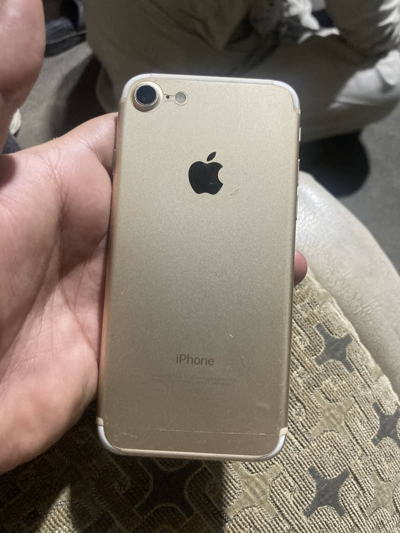 Iphone 7 128GB Official PTA Approved 3