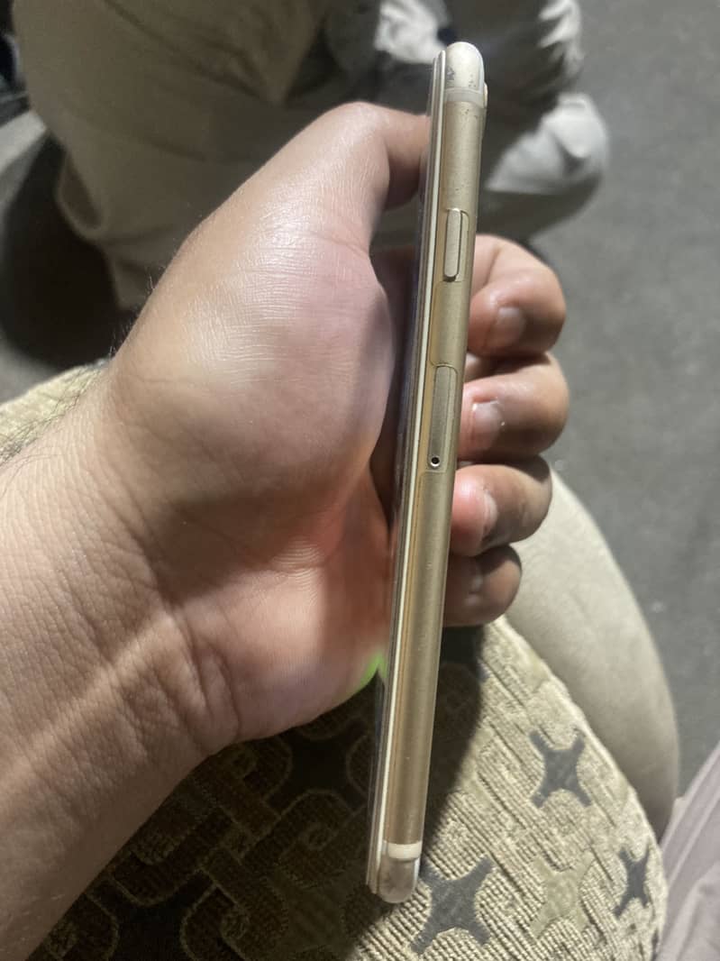 Iphone 7 128GB Official PTA Approved 4