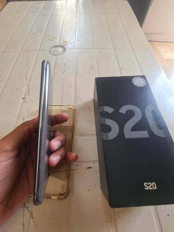 Samsung Galaxy S20 Official 5
