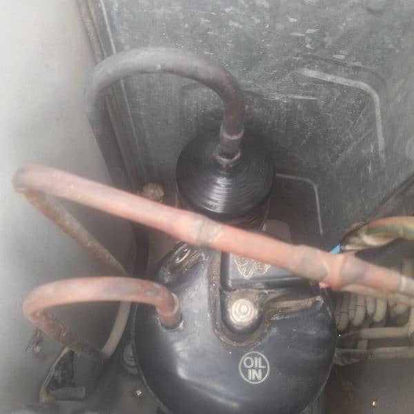 outdoor 1.5 tone Haier 4