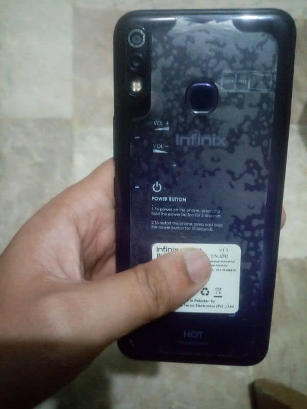 Infinix Hot 8 Lite 2/32 2