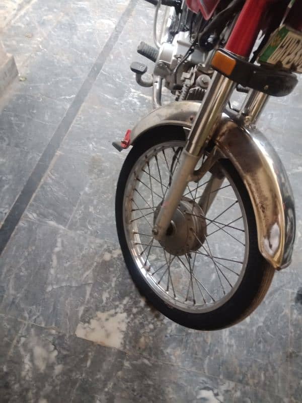 home used in lush condition cd 70 in zakriya town multan for sale 4
