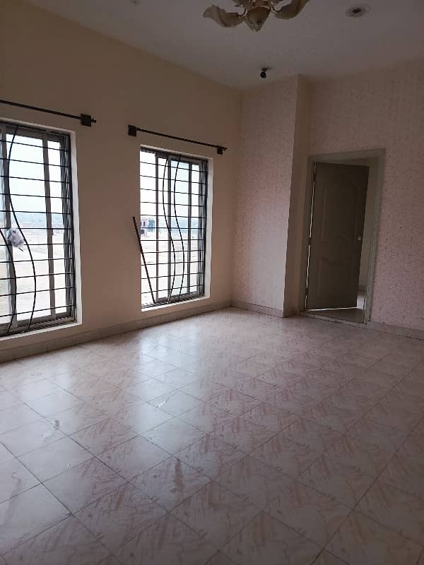 Front Open 1st Floor Brand New Condition Apartment For Sale 0