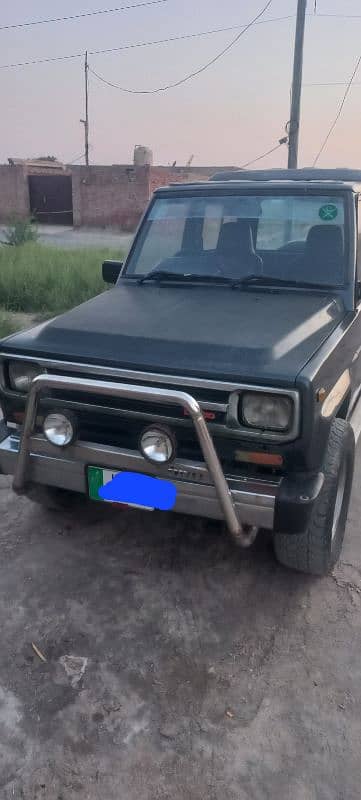 Daihatsu Rocky jeep 2