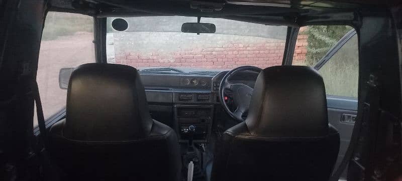 Daihatsu Rocky jeep 9