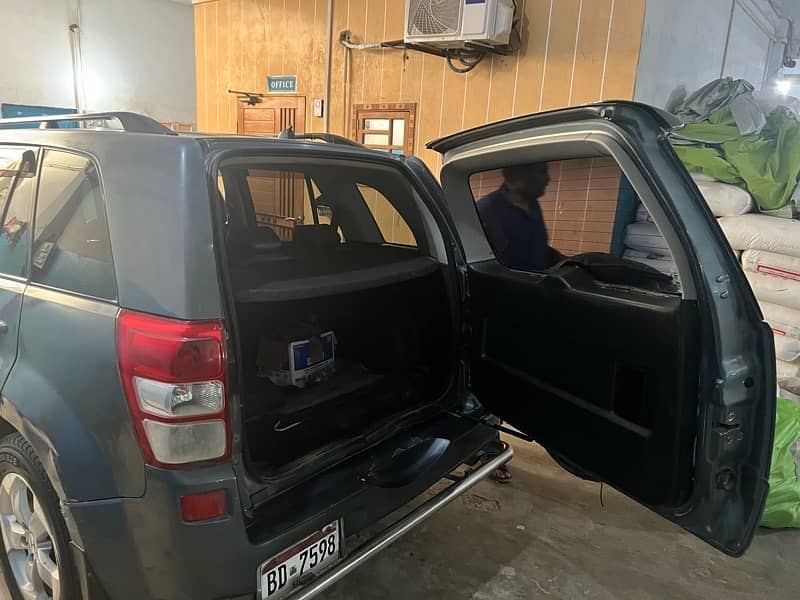 Suzuki Escudo 2005 11