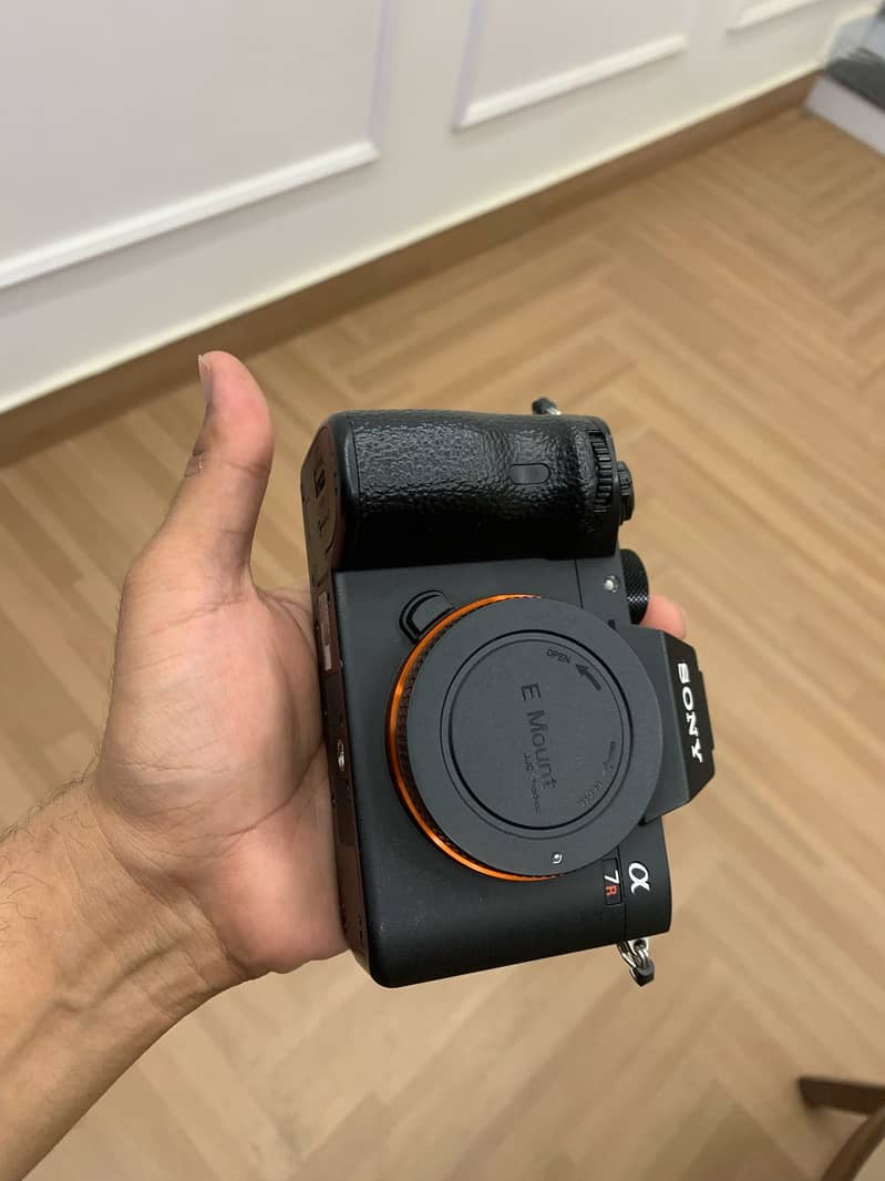 SONY A7RIII CONDITION LIKE NEW 10/10+ 6