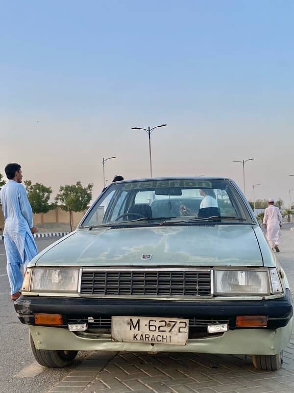 Nissan Sunny 1985 5
