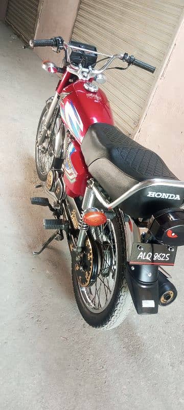 Honda 125 8