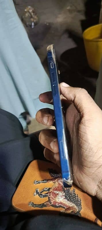 iphone 12 10/10 battery 100% 64gb 4