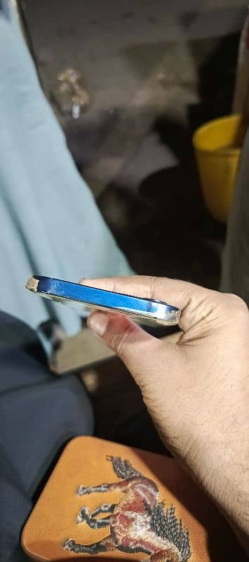 iphone 12 10/10 battery 100% 64gb 6