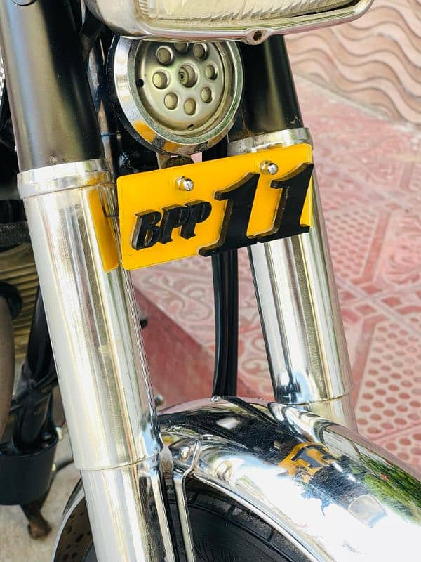 HONDA CG 125 - ISLAMABAD REG GOLDEN NUM - MODEL 2021 - ORIGINAL SAMAAN 1