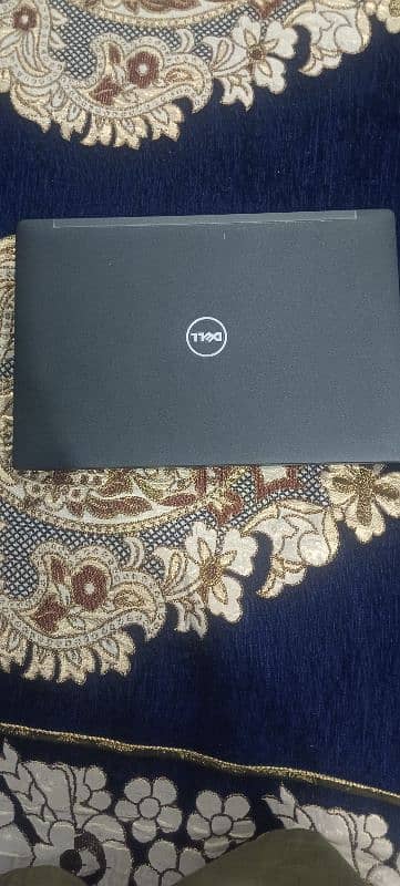 latitude 7480 |generation| 6 core i7| 256ssd |touch secreen 3
