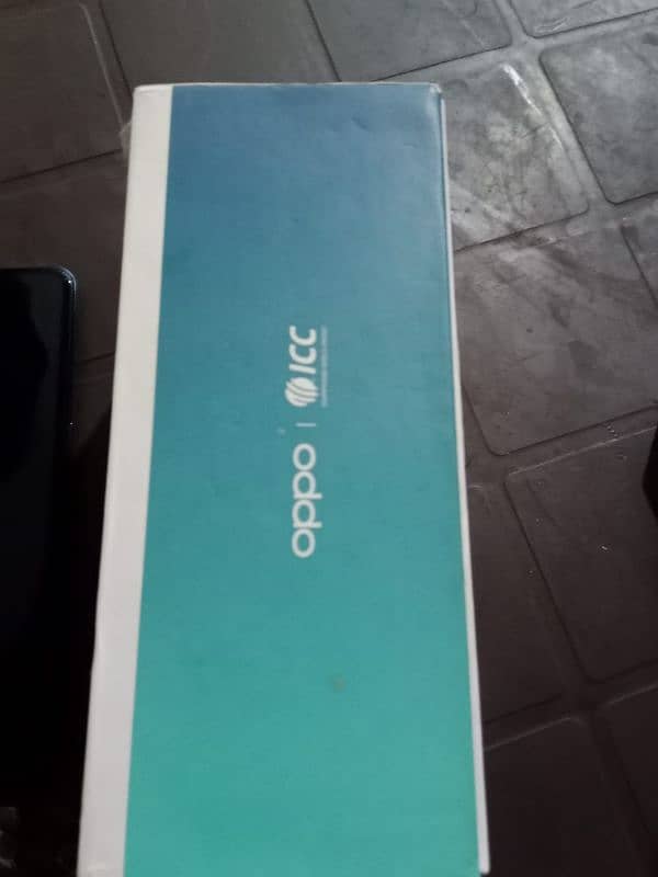 oppo f15 8/128 all okk in good condition in display fingerprint 2