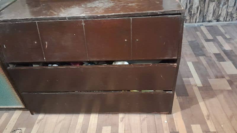 Tally Wood. Dressing Table. 1