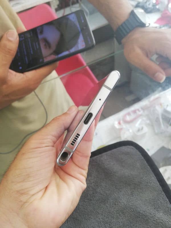 samsung not10plus 12 Gb ram 256 Rom 3