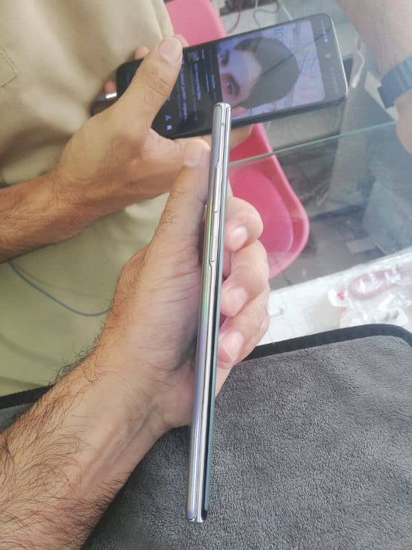 samsung not10plus 12 Gb ram 256 Rom 4
