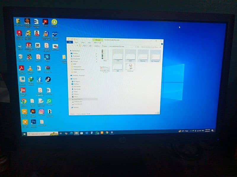 Dell Xeon E5 | 16GB RAM | 225GB SSD | Quadro GPU | 22" LCD 4