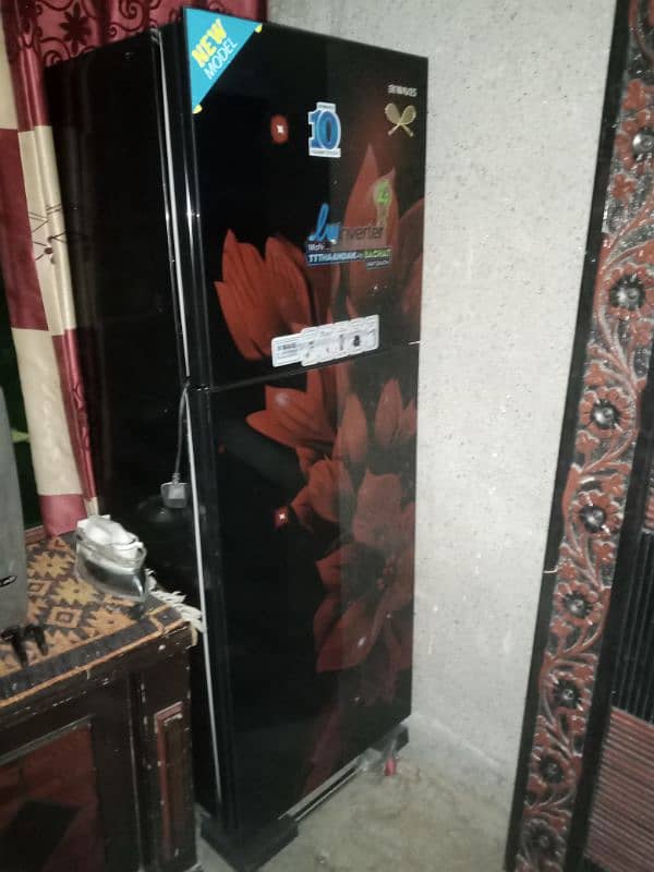 waves company fridge only 10 days used 1