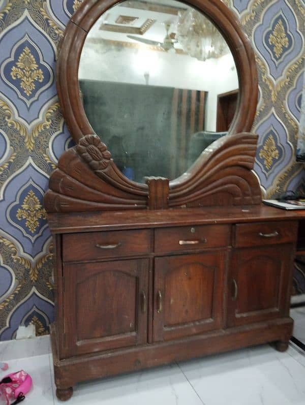 Dressing Table | 3 Drawers | 3 Cabinets 0