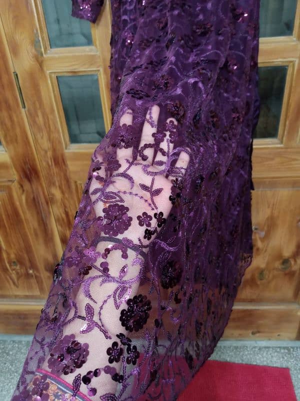 Womens long frock available 0