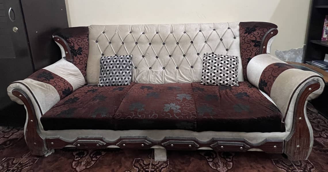 7 seater Sofa set for sale 0